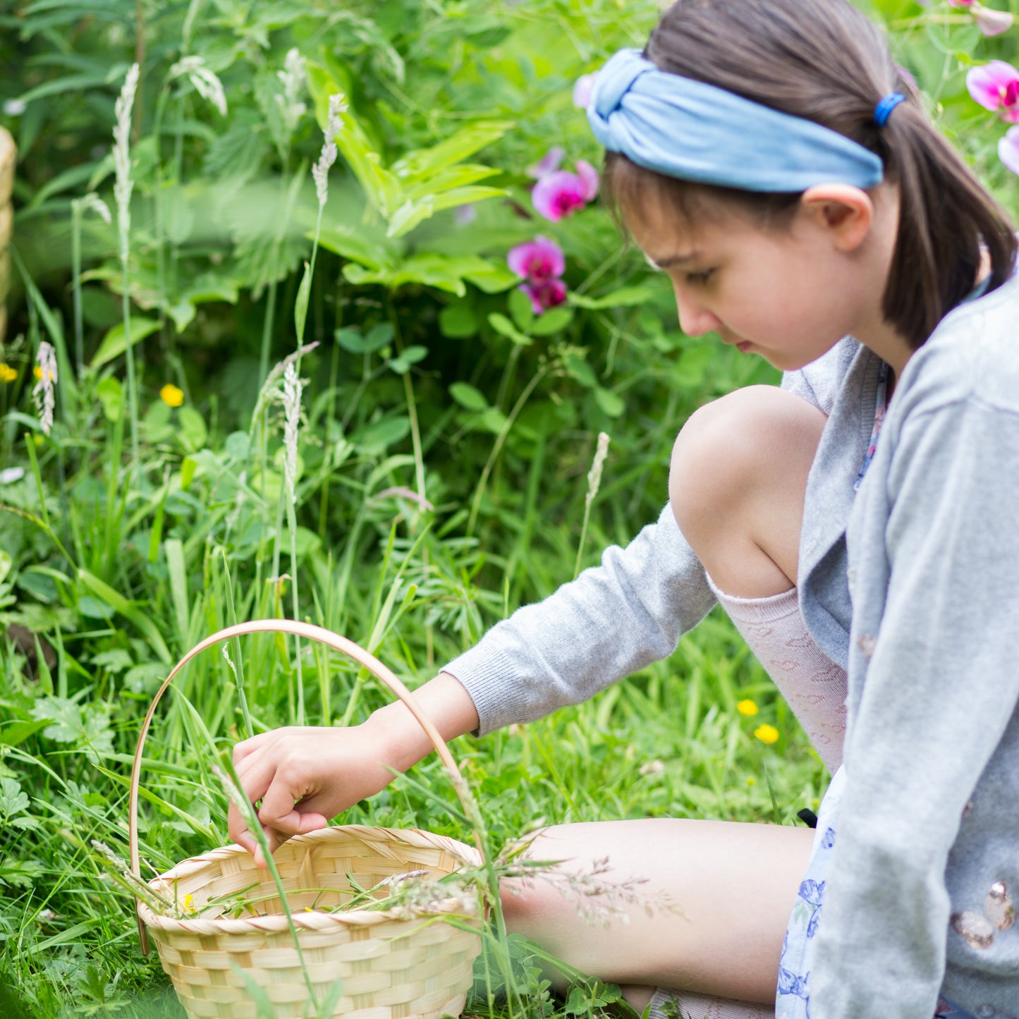 Mini Make: Pressed Flower Crowns