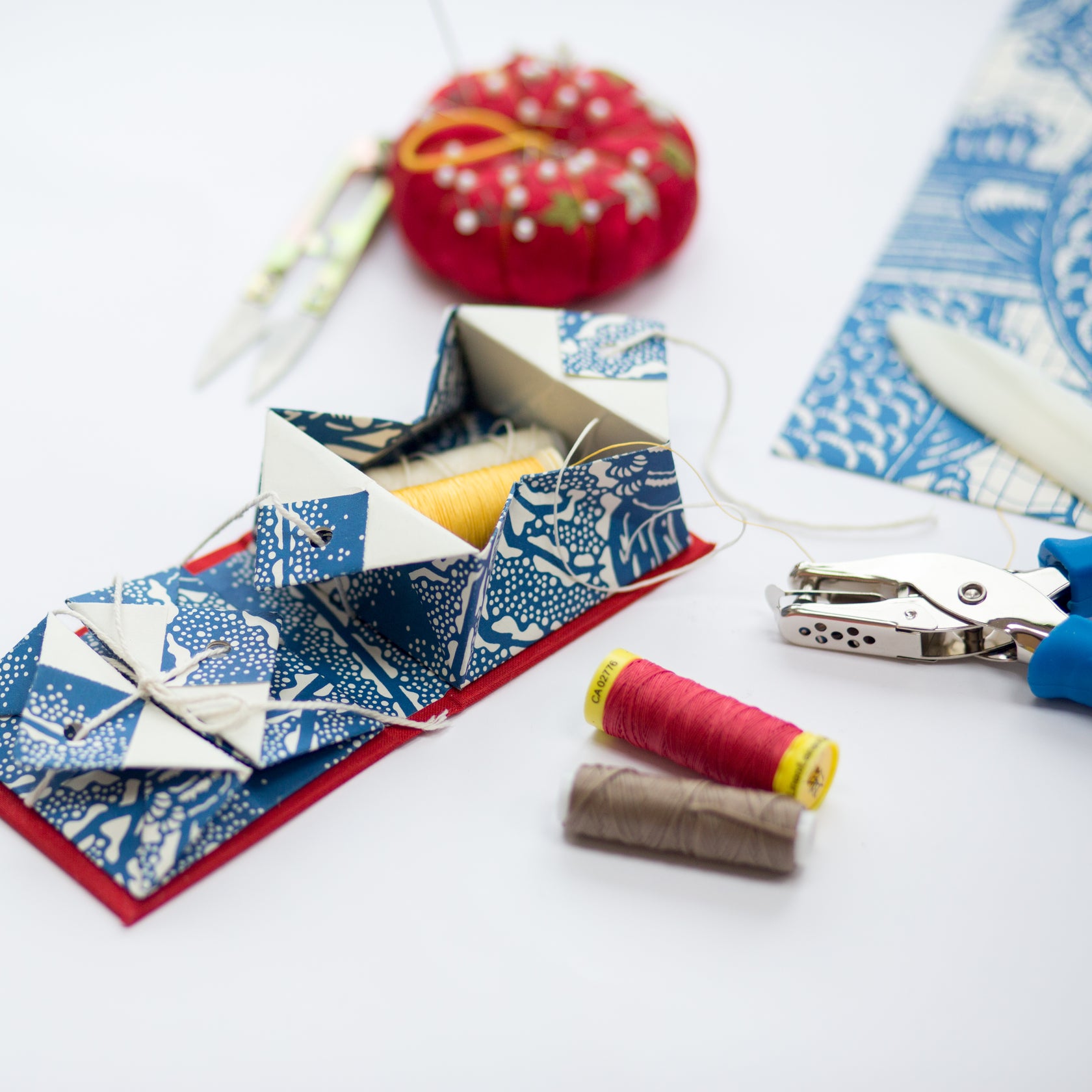 Chinese Thread Book Tutorial – Yvette Ja