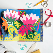 Load image into Gallery viewer, Introduction to Pop up Books
